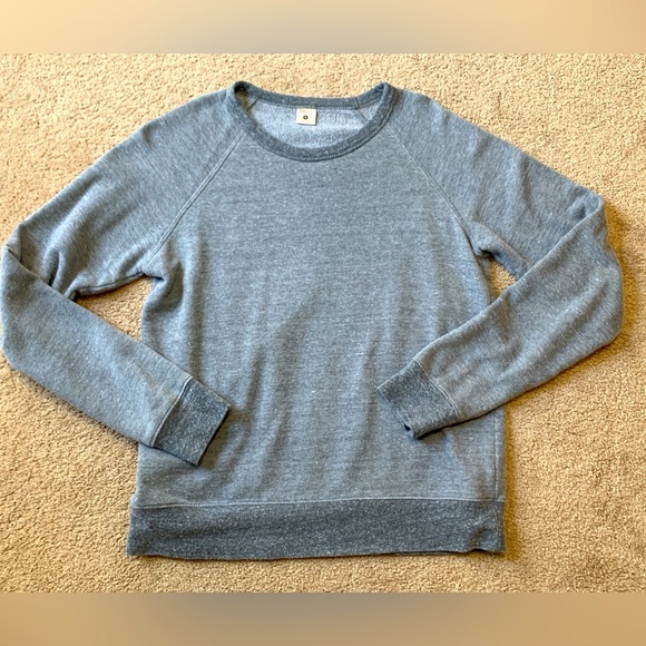 HOMAGE Tops - Women’s Homage Go-To Crewneck Sweatshirt. Light Gray Grey. Size Medium.